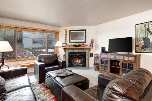 North Park City Apartment | SNOW FLOWER 065 condo