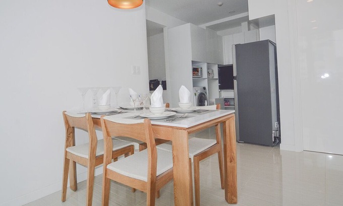 Nguyen Thai Binh Apartment | Son & Henry - FI1- Spacious 2BR Apartment, CBD, Rooftop Pool and Sky Bar