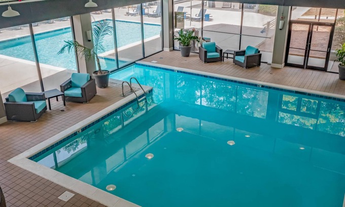 Executive Park Hotel | Sonesta Charlotte Lower South End