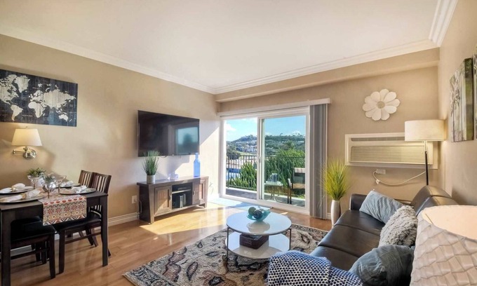 Carlsbad Condo | Southern Exposure w/Private Balcony