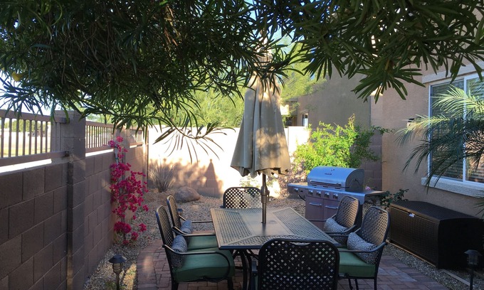 South Mountain House | Southern Mountain Garden Retreat
