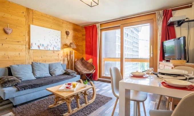 Le Corbier Apartment | Soyouz Vanguard by Interhome