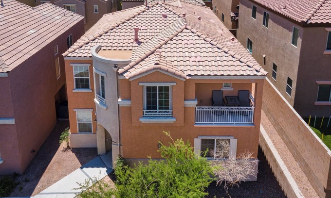 Centennial Hills House | Spacious 4-Bedroom Home—30+ Day Rental—Centennial Hills, Las Vegas