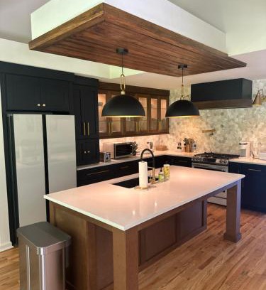 Stone Mountain House | Spacious 5 bedroom house in charming Stone Mountain