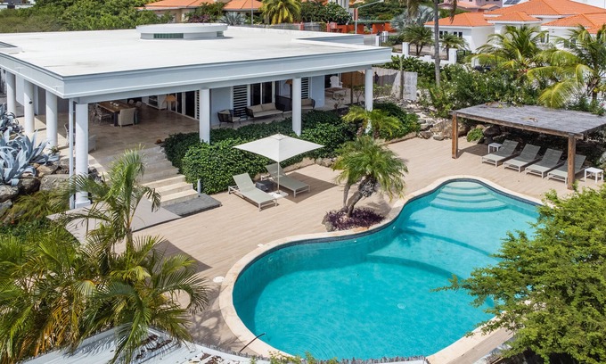 Jan Thiel Villa | Spacious all one floor Villa with Pool and Tropical Gardens In Jan Thiel