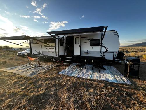Questa House | Spacious Camper on a Llama Rescue Ranch with Stunning Views near Questa, New Mexico