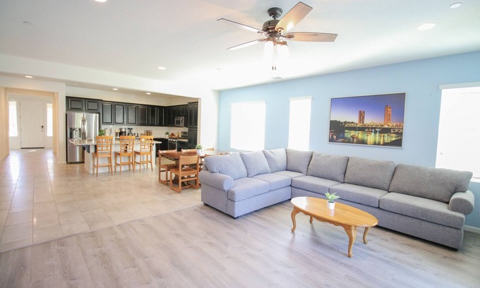 Woodland House | Spacious Modern 4-bedroom Home in New Development