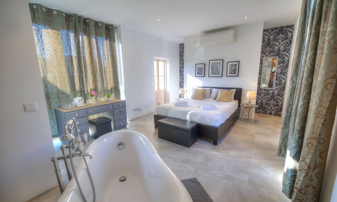 Lija Ski Chalet | Spacious Village Home with skylight EBAR1-1