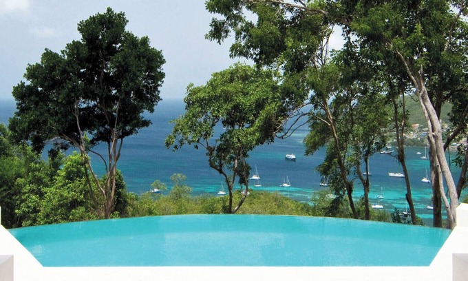 Friendship Bay Villa | Spectacular Rental Villa With Panoramic Sea & Sunset Views