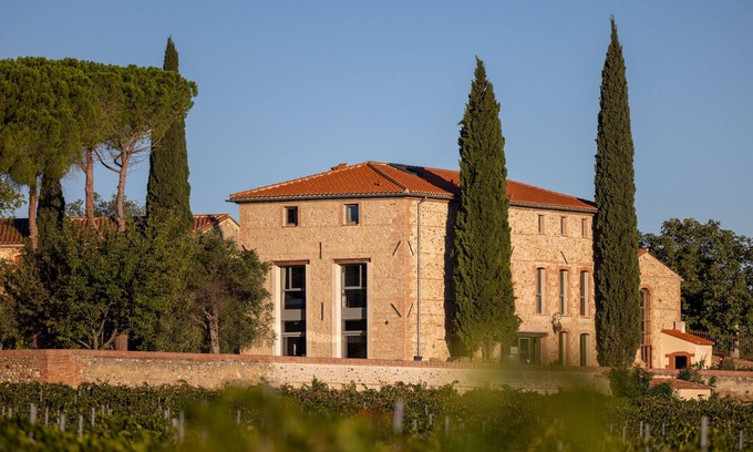 Brouilla House | Splendide mas au Milieu des Vignes, au Pied des Montagnes