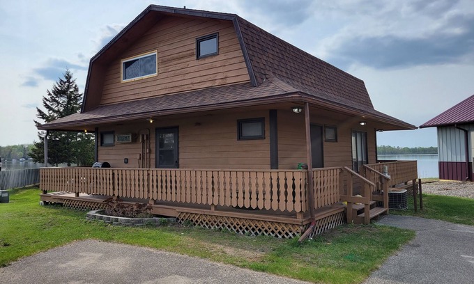 Orr Cabin | Sportsman's Landing