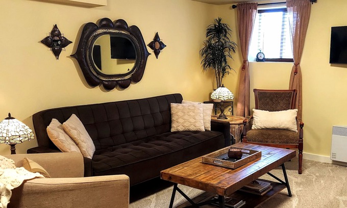 East Central Apartment | Spotless in Spokane