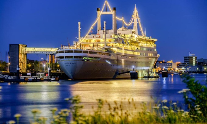 Katendrecht Hotel | ss Rotterdam by WestCord
