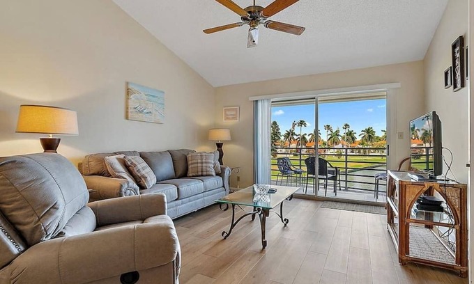 Isla del Sol Condo | St Pete Isla Vista Verde West 3-218