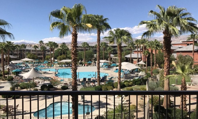 Terra Lago Resort | Stagecoach and Coachella Weekends 1 & 2 Festival 7 mi away