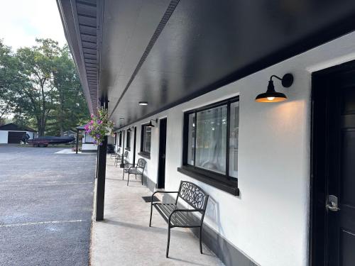 Indian River Hotel | Star Gate Motel