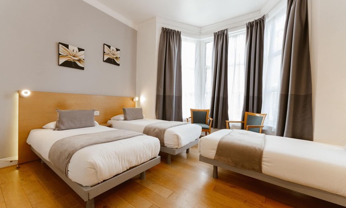 Addison Hotel | Star Hotel