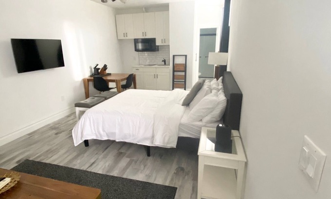 Silver Lake Apartment | Staten Island Private Apartment