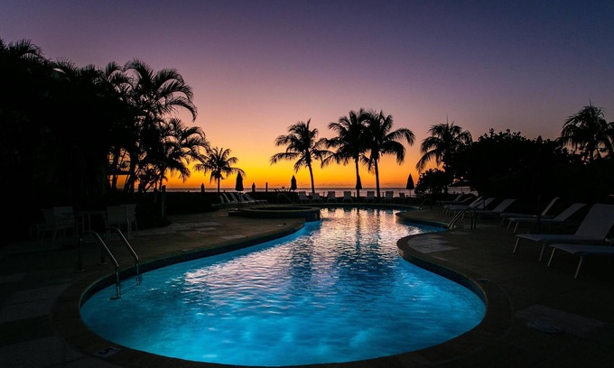 Seven Mile Beach Condo | STAY SALTY CAYMAN