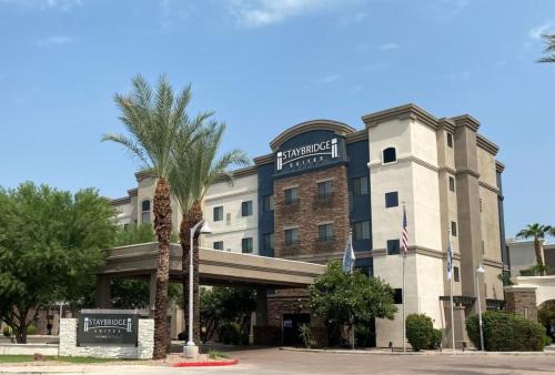 Glendale Sports and Entertainment District Hotel | Staybridge Suites Phoenix Glendale Sports Dist by IHG