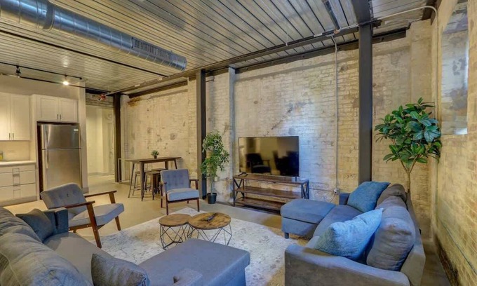 Westown Apartment | Steps to Pabst & Fiserv | Pool, Gym, Parking, W/D