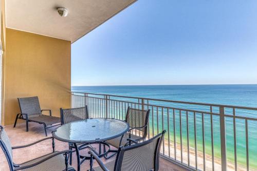 Thomas Drive Apartment | Sterling Beach 1503