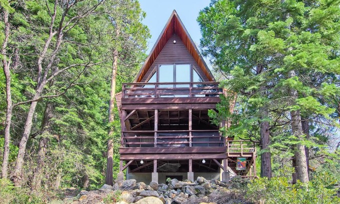 Yosemite West House | Stoneoaks