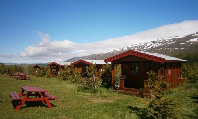 Vallanes Resort | Stora Sandfell Rooms and Cottages