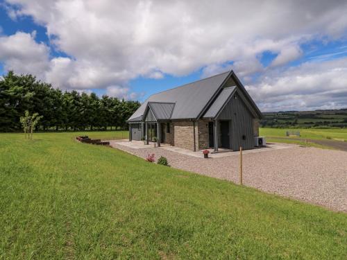 Murthly House | Strawberry Cottage