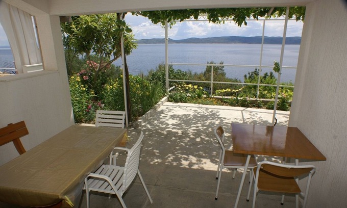 Pisak Apartment | Studio flat near beach Pisak, Omiš (AS-2750-b)