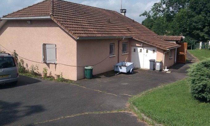 Salies-de-Bearn Apartment | Studio furnished for 2 pers. in house - 2km from the thermal baths of Salies-de-Béarn