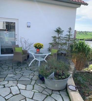 Schlaitdorf Apartment | Studio mit Weitblick
