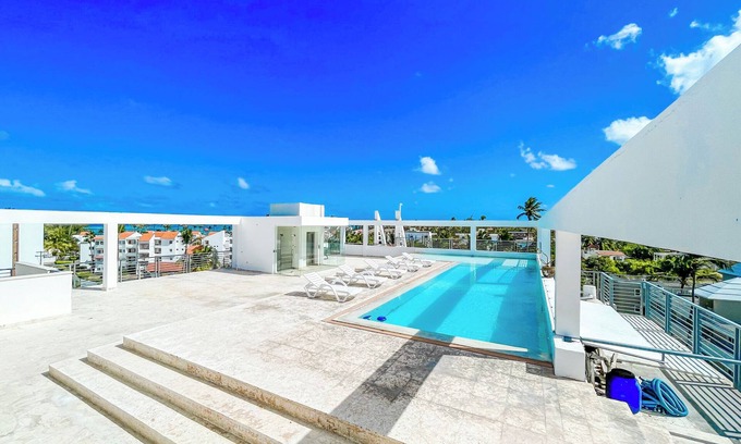 Bavaro Hotel | STUDIOS and SUITES Ducassi ROOFTOP POOL
