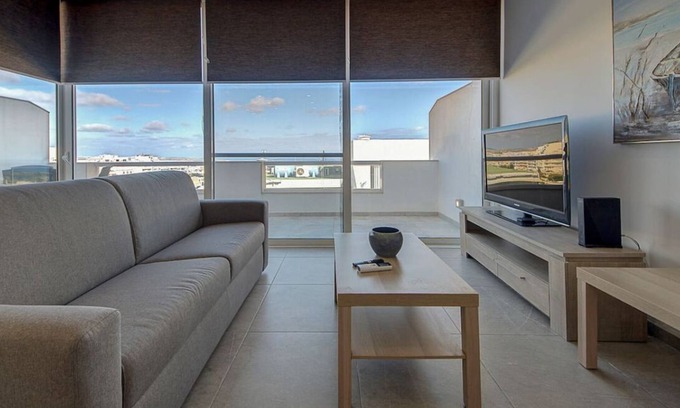 Mellieha Apartment | Stunning 2BR Penthouse with Terrace in Mellieħa