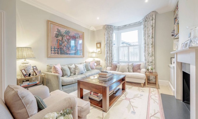 St. Mary's Park House | Stunning 4 bedroom family home in Battersea