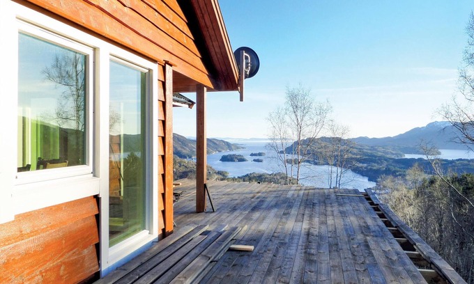 Holmefjord House | Stunning home in Holmefjord