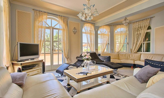 Porec House | Stunning home in Porec with WiFi