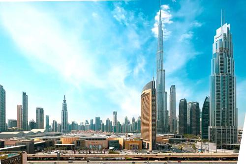 Za'abeel 2 Apartment | Stylish Burj khalifa view 5 Star 4BD Apartment in Downtown with Dubai Mall access - Brand New Apartment