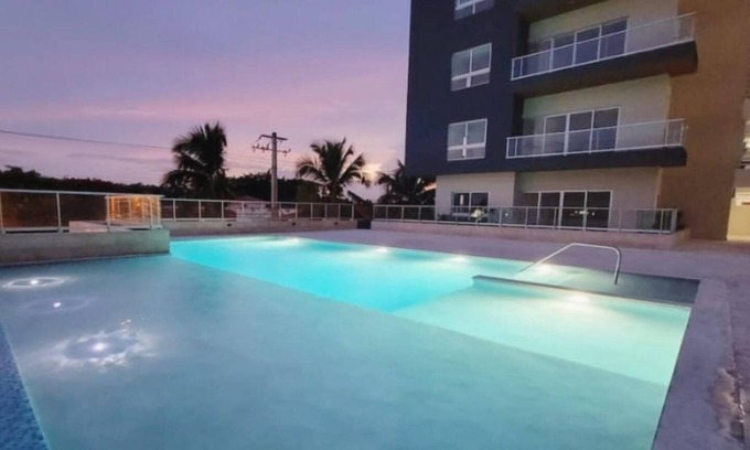 Juan Dolio - El Pueblo Condo | Stylish & Cozy 1 bed at 1 Min Walk to the Beach with Pool-Gym -Condo Apartment