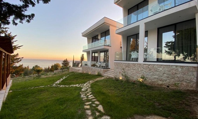 Dhermi Apartment | Summer Wine Boutique Hotel