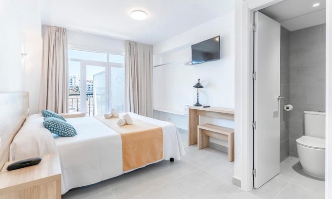 Figueretas Hotel | Suncoast Ibiza Hotel - Adults Only -