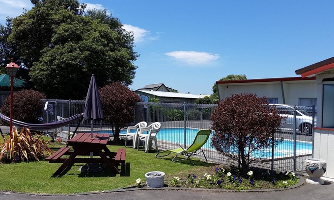 Napier Hotel | Sundowner Spanish Lady Motel