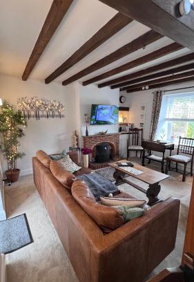 Makeney House | Sunny Hill Cottage Milford with fabulous views near Belper Duffield