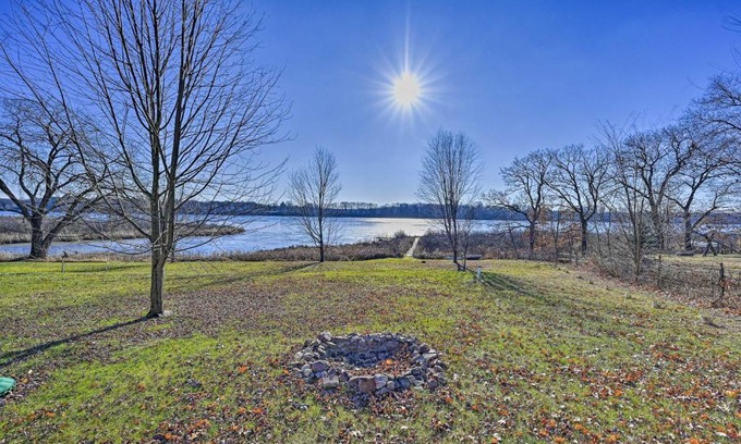 Montello Apartment | Sunny Lakefront Retreat Boat, Fish and Hike!