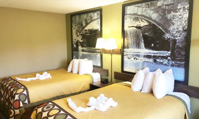 Russellville Hotel | Super 8 by Wyndham Russellville