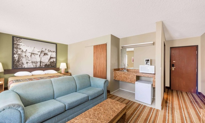 Polvadera Hotel | Super 8 by Wyndham Socorro