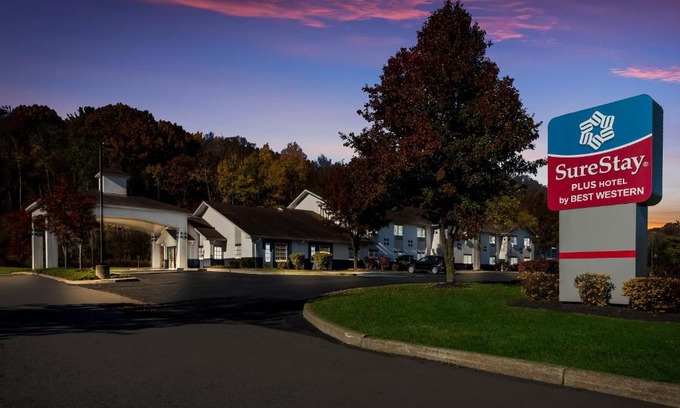 Town of Lloyd Hotel | SureStay Plus Hotel by Best Western Highland Poughkeepsie