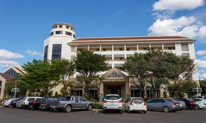Surin Hotel | Surin Majestic Hotel