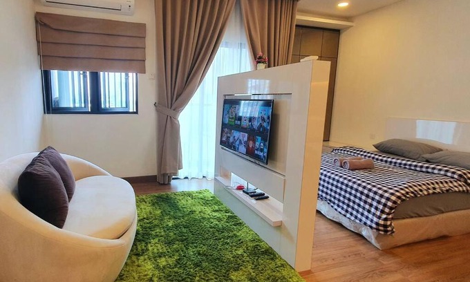 Seri Kembangan Apartment | Symphony Tower -Simfo 15- Free Wifi, Parking, TV
