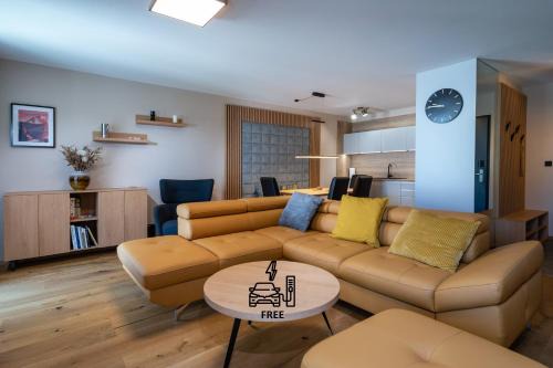 Vysoke Tatry Apartment | TATRYSTAY Luxury Penthouse Apartment PodLesom & Free EVC